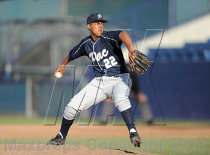 Thumbnail 2 in Pacifica vs. De La Salle (Hard 9 National Classic) photogallery.