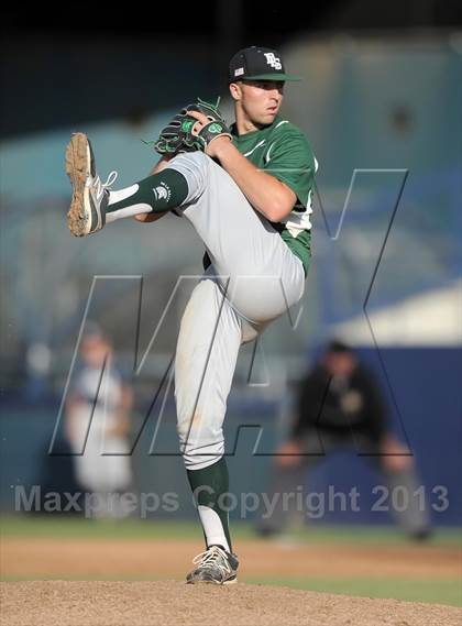Thumbnail 3 in Pacifica vs. De La Salle (Hard 9 National Classic) photogallery.