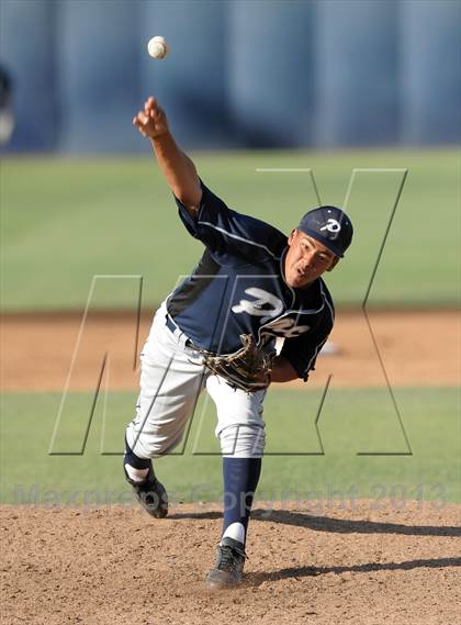Thumbnail 1 in Pacifica vs. De La Salle (Hard 9 National Classic) photogallery.