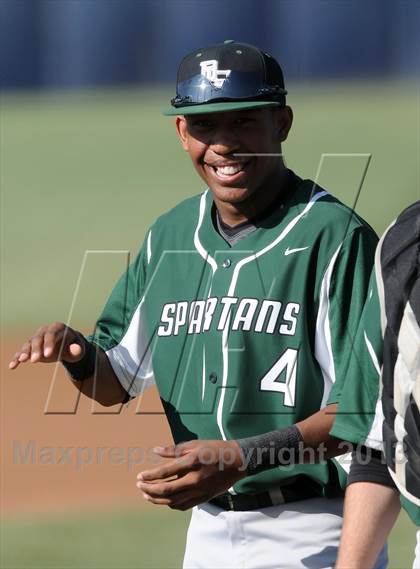 Thumbnail 3 in Pacifica vs. De La Salle (Hard 9 National Classic) photogallery.