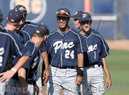 Thumbnail 3 in Pacifica vs. De La Salle (Hard 9 National Classic) photogallery.