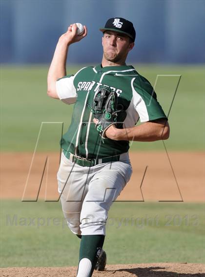 Thumbnail 3 in Pacifica vs. De La Salle (Hard 9 National Classic) photogallery.