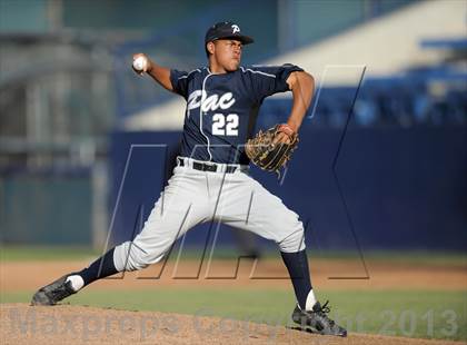Thumbnail 2 in Pacifica vs. De La Salle (Hard 9 National Classic) photogallery.