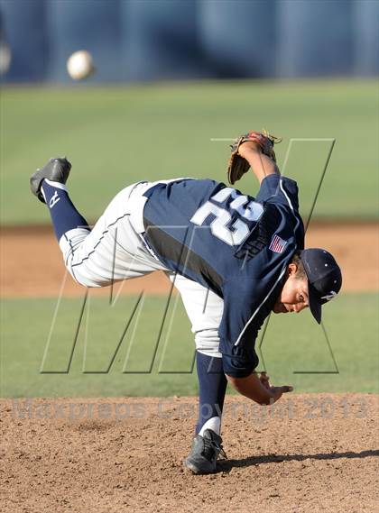 Thumbnail 2 in Pacifica vs. De La Salle (Hard 9 National Classic) photogallery.
