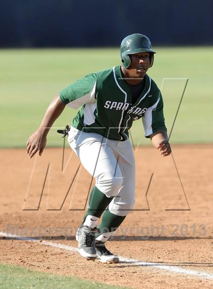 Thumbnail 1 in Pacifica vs. De La Salle (Hard 9 National Classic) photogallery.