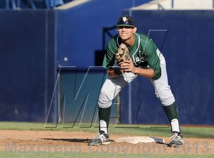 Thumbnail 3 in Pacifica vs. De La Salle (Hard 9 National Classic) photogallery.