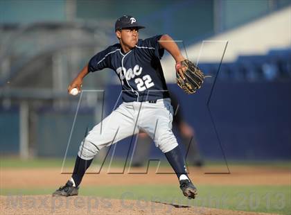 Thumbnail 1 in Pacifica vs. De La Salle (Hard 9 National Classic) photogallery.