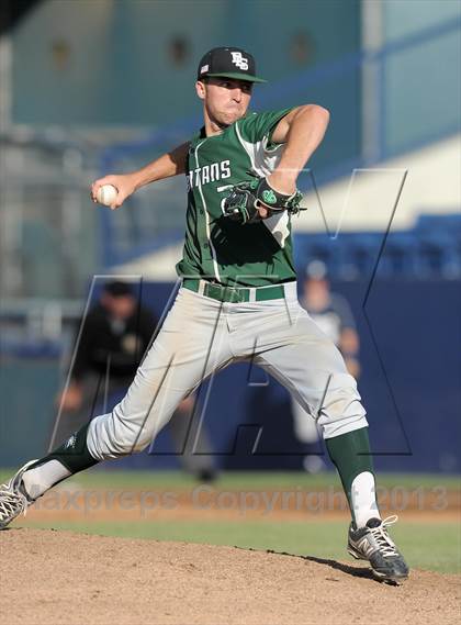 Thumbnail 1 in Pacifica vs. De La Salle (Hard 9 National Classic) photogallery.