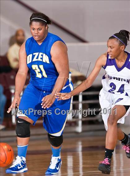 Thumbnail 3 in Angleton vs. Ozen (4A Region III Semifinal) photogallery.