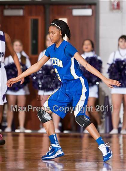 Thumbnail 3 in Angleton vs. Ozen (4A Region III Semifinal) photogallery.