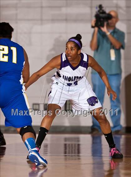 Thumbnail 3 in Angleton vs. Ozen (4A Region III Semifinal) photogallery.