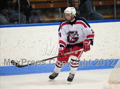 Thumbnail 1 in Darien vs. Glastonbury (CIAC Division I Quarterfinal) photogallery.