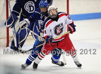 Thumbnail 2 in Darien vs. Glastonbury (CIAC Division I Quarterfinal) photogallery.