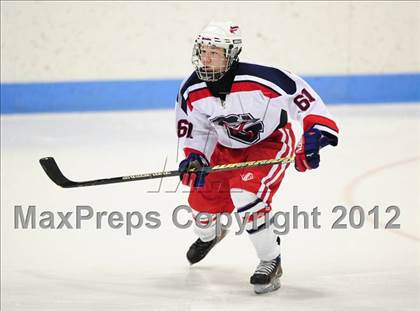 Thumbnail 2 in Darien vs. Glastonbury (CIAC Division I Quarterfinal) photogallery.