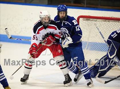 Thumbnail 2 in Darien vs. Glastonbury (CIAC Division I Quarterfinal) photogallery.
