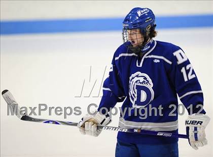 Thumbnail 1 in Darien vs. Glastonbury (CIAC Division I Quarterfinal) photogallery.