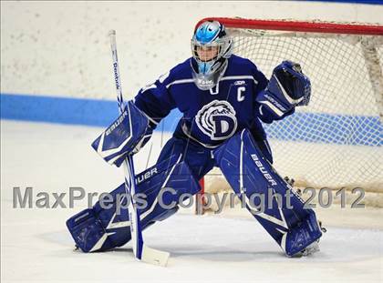 Thumbnail 1 in Darien vs. Glastonbury (CIAC Division I Quarterfinal) photogallery.