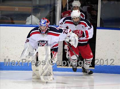 Thumbnail 2 in Darien vs. Glastonbury (CIAC Division I Quarterfinal) photogallery.