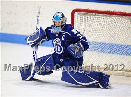 Thumbnail 3 in Darien vs. Glastonbury (CIAC Division I Quarterfinal) photogallery.