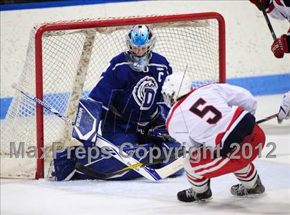 Thumbnail 3 in Darien vs. Glastonbury (CIAC Division I Quarterfinal) photogallery.