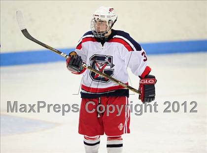 Thumbnail 2 in Darien vs. Glastonbury (CIAC Division I Quarterfinal) photogallery.