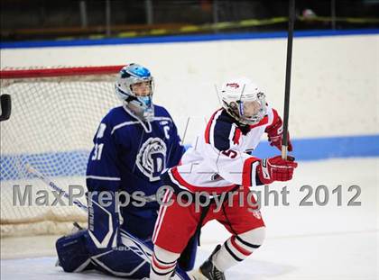 Thumbnail 1 in Darien vs. Glastonbury (CIAC Division I Quarterfinal) photogallery.