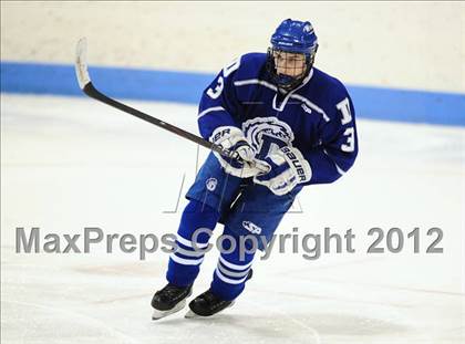 Thumbnail 2 in Darien vs. Glastonbury (CIAC Division I Quarterfinal) photogallery.