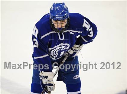 Thumbnail 2 in Darien vs. Glastonbury (CIAC Division I Quarterfinal) photogallery.