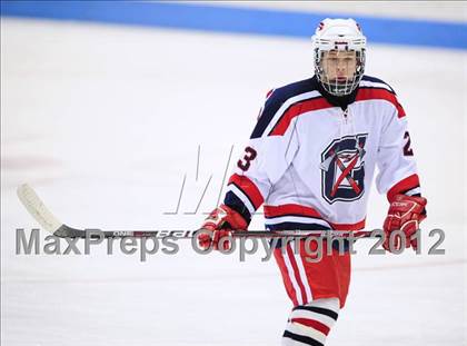 Thumbnail 2 in Darien vs. Glastonbury (CIAC Division I Quarterfinal) photogallery.