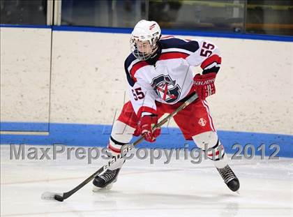 Thumbnail 1 in Darien vs. Glastonbury (CIAC Division I Quarterfinal) photogallery.