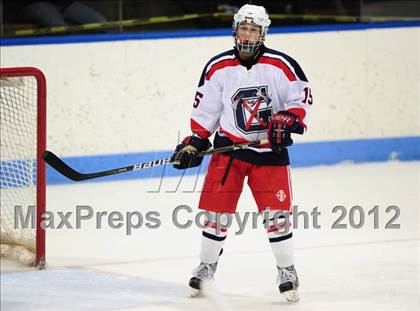Thumbnail 3 in Darien vs. Glastonbury (CIAC Division I Quarterfinal) photogallery.