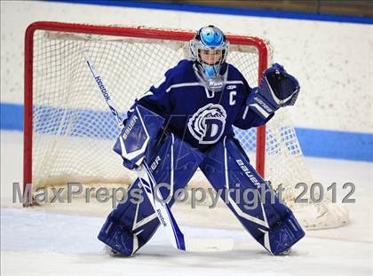 Thumbnail 1 in Darien vs. Glastonbury (CIAC Division I Quarterfinal) photogallery.