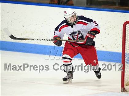 Thumbnail 3 in Darien vs. Glastonbury (CIAC Division I Quarterfinal) photogallery.