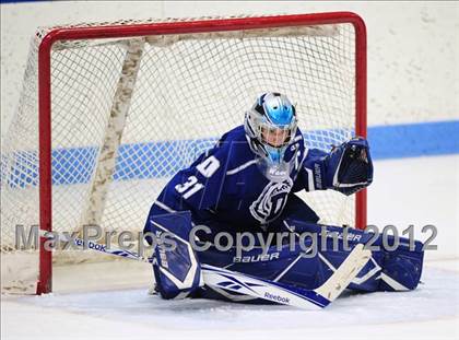 Thumbnail 1 in Darien vs. Glastonbury (CIAC Division I Quarterfinal) photogallery.