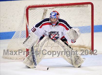 Thumbnail 3 in Darien vs. Glastonbury (CIAC Division I Quarterfinal) photogallery.