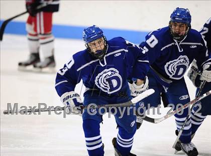 Thumbnail 3 in Darien vs. Glastonbury (CIAC Division I Quarterfinal) photogallery.