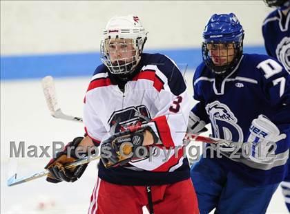Thumbnail 2 in Darien vs. Glastonbury (CIAC Division I Quarterfinal) photogallery.