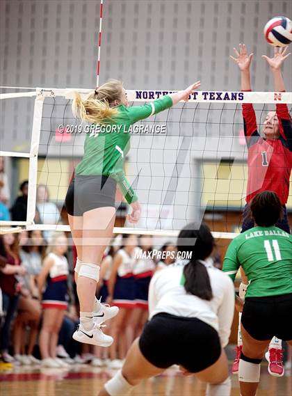 Thumbnail 1 in Lake Dallas vs Northwest photogallery.