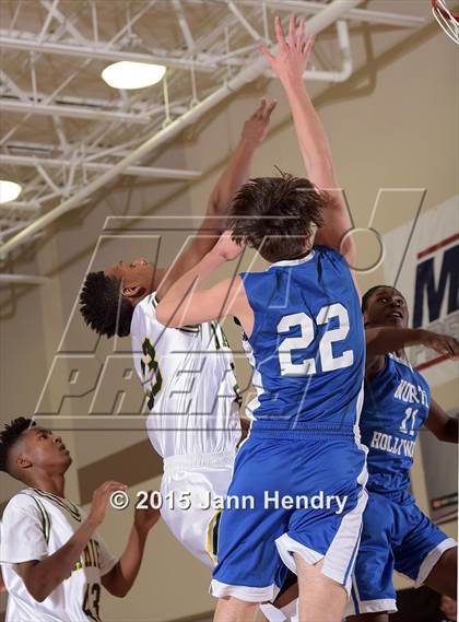 Thumbnail 1 in Damien vs. North Hollywood (MaxPreps Holiday Classic) photogallery.
