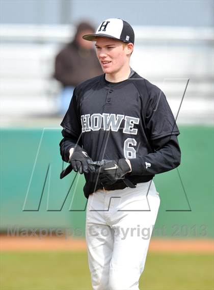 Thumbnail 1 in Tom Bean vs Howe (Farmersville Invitational) photogallery.