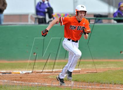 Thumbnail 3 in Tom Bean vs Howe (Farmersville Invitational) photogallery.