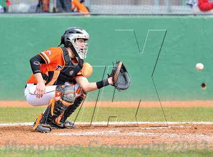 Thumbnail 2 in Tom Bean vs Howe (Farmersville Invitational) photogallery.