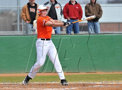Thumbnail 3 in Tom Bean vs Howe (Farmersville Invitational) photogallery.