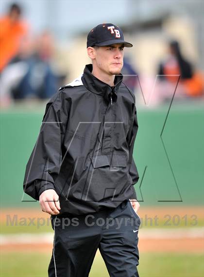 Thumbnail 2 in Tom Bean vs Howe (Farmersville Invitational) photogallery.