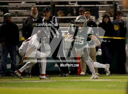 Thumbnail 3 in De La Salle @ Monte Vista (CIF NCS D1 Semi Finals) photogallery.