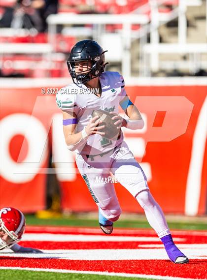 Thumbnail 3 in Green Canyon vs Crimson Cliffs (UHSAA 4A Final) photogallery.