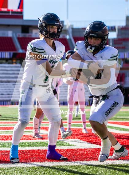 Thumbnail 2 in Green Canyon vs Crimson Cliffs (UHSAA 4A Final) photogallery.
