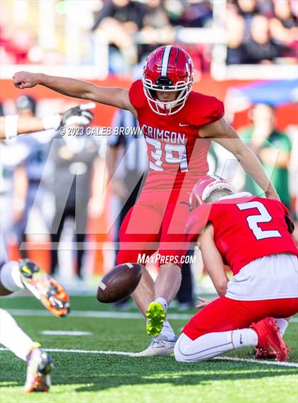 Thumbnail 3 in Green Canyon vs Crimson Cliffs (UHSAA 4A Final) photogallery.