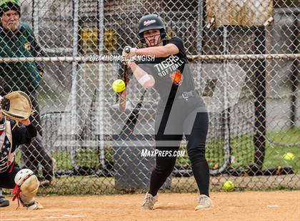Thumbnail 3 in North Hunterdon @ South Plainfield (scrimmage) photogallery.