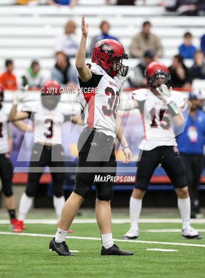 Thumbnail 3 in Glens Falls vs. Batavia (NYSPHSAA Class B Final) photogallery.